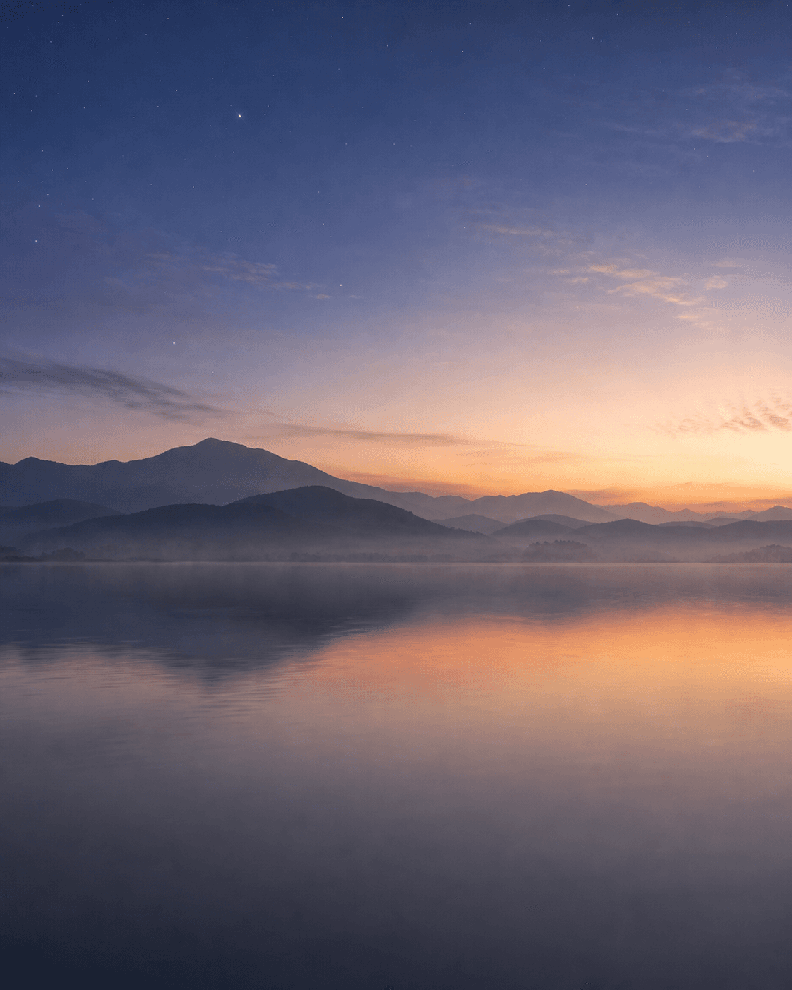 暮色山水与星空